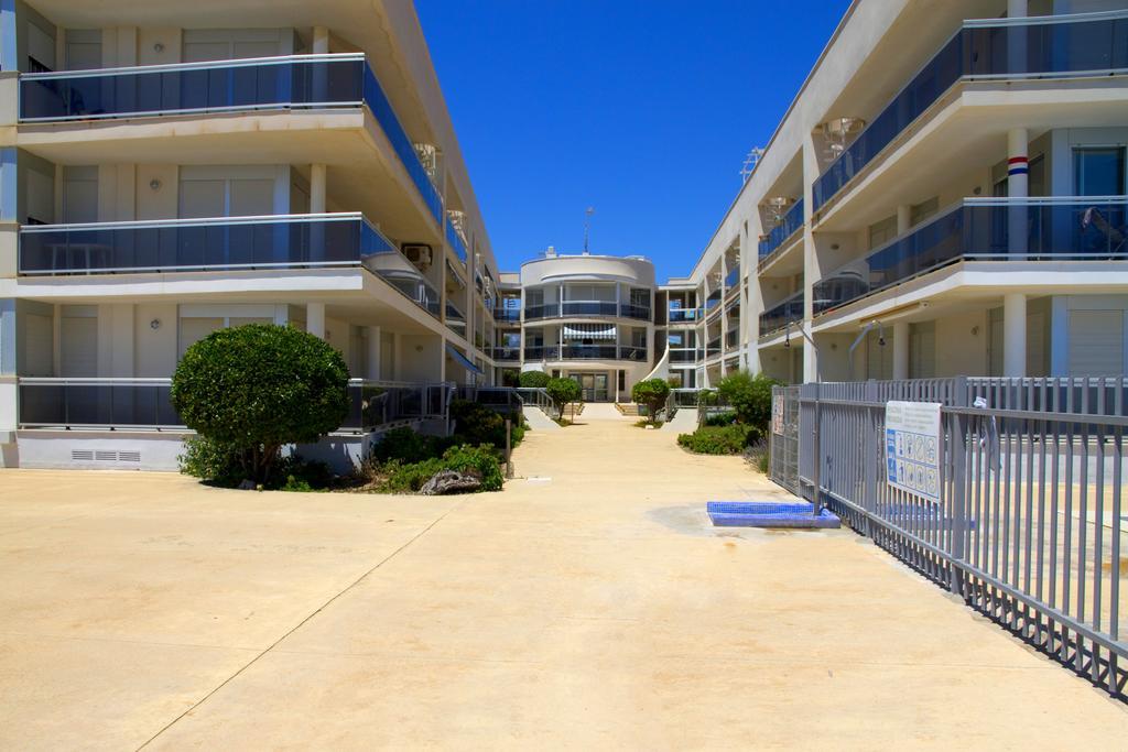Rentalmar Riviera Miami Platja  Exterior foto